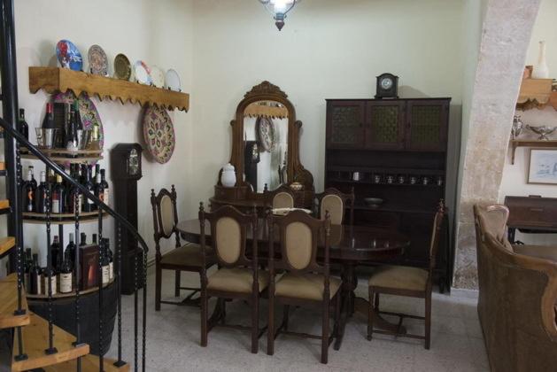Marianna Mansion - Housity