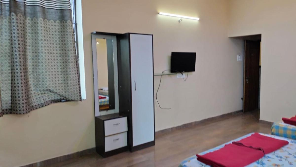 Hotel JK lodging - Housity