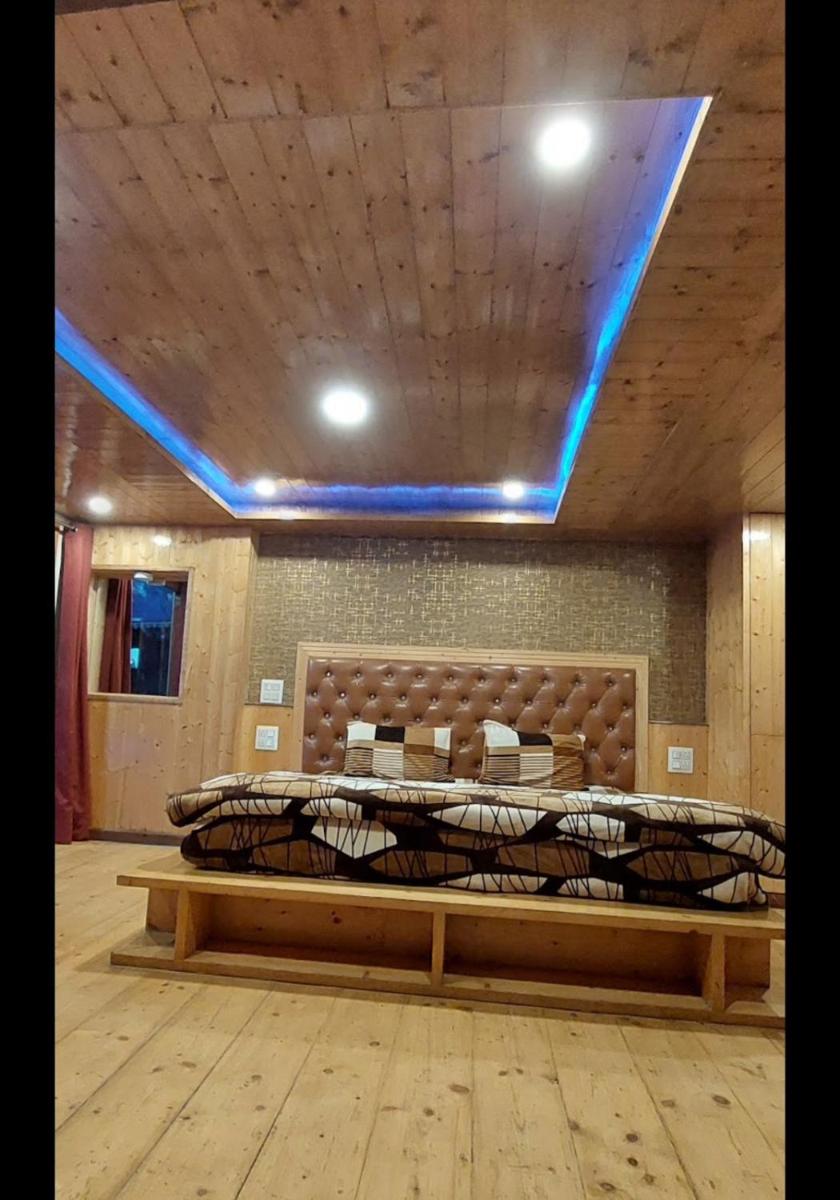 Dak Bangla Cottages - Housity