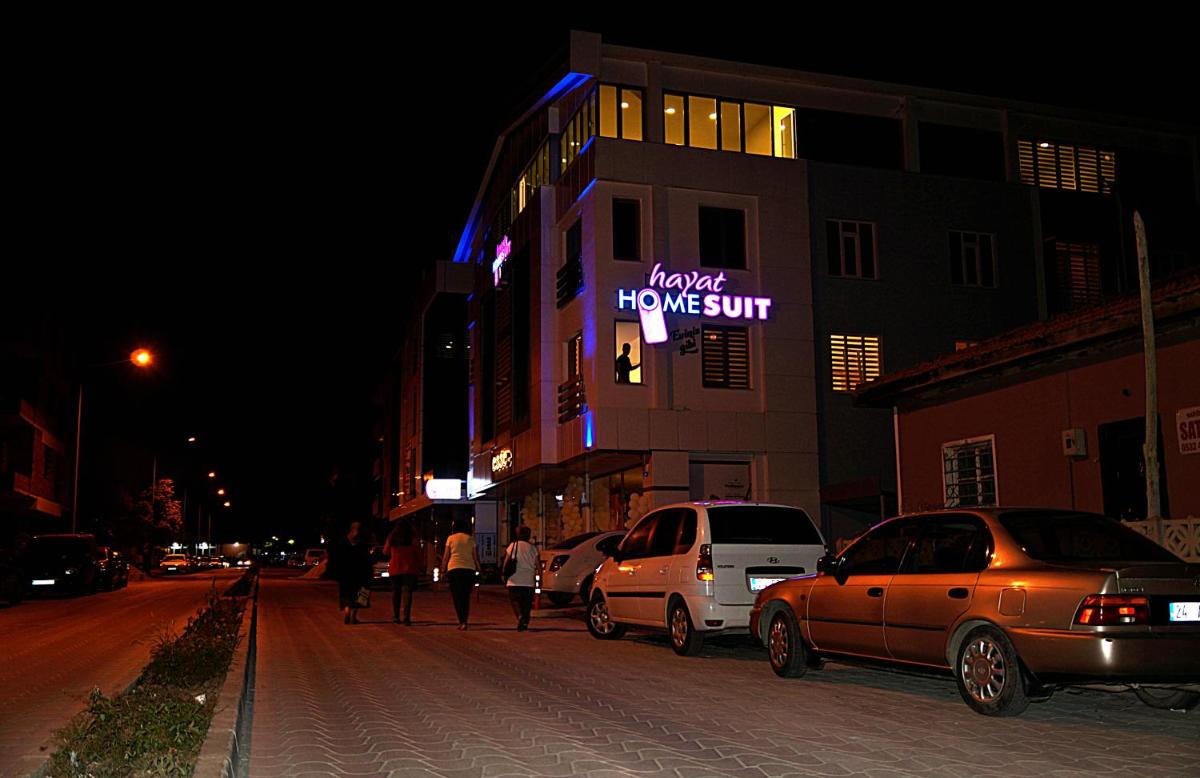 Hayat Home Suite - Housity