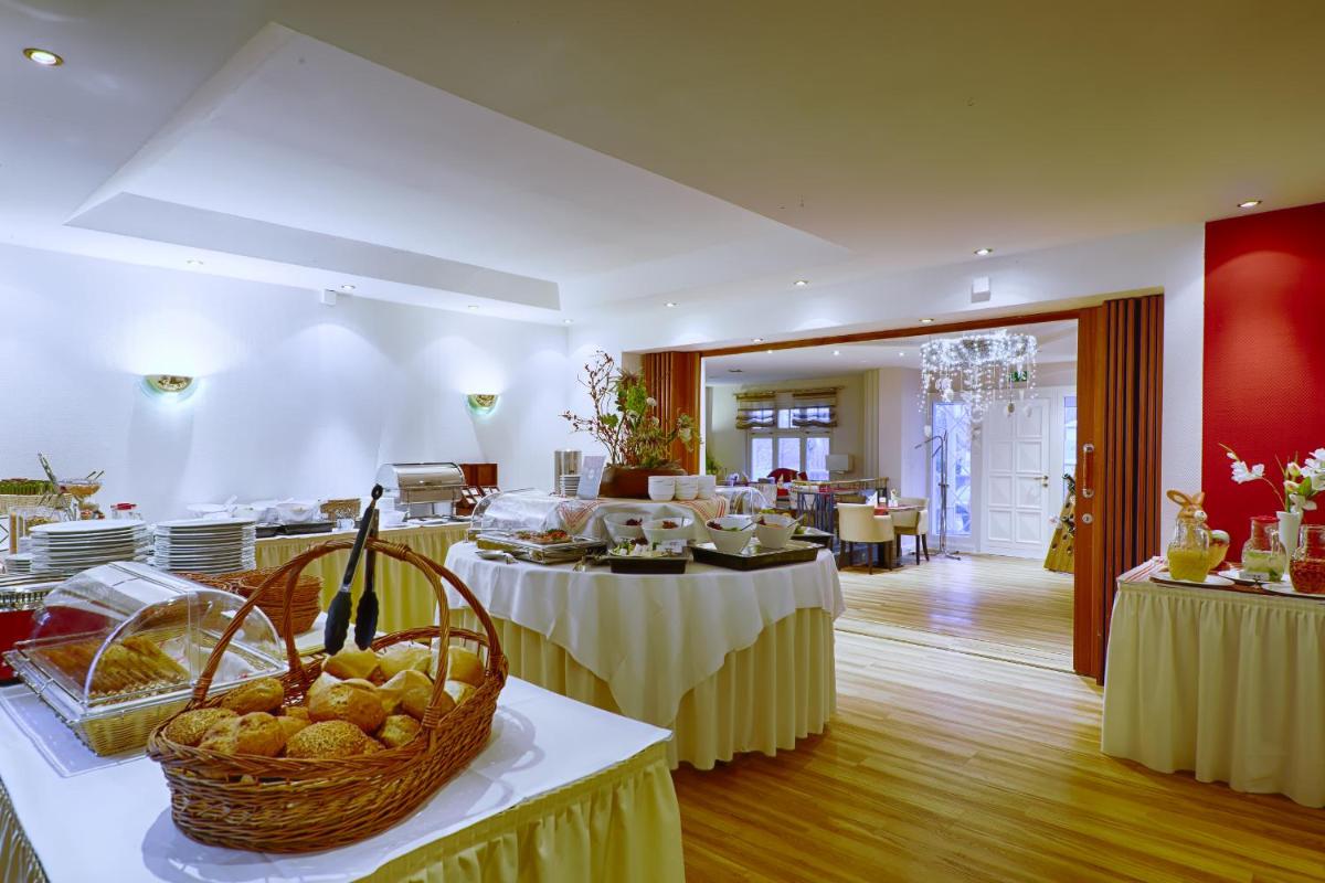 Meeressterne Hotel Residenz in Heringsdorf - Housity