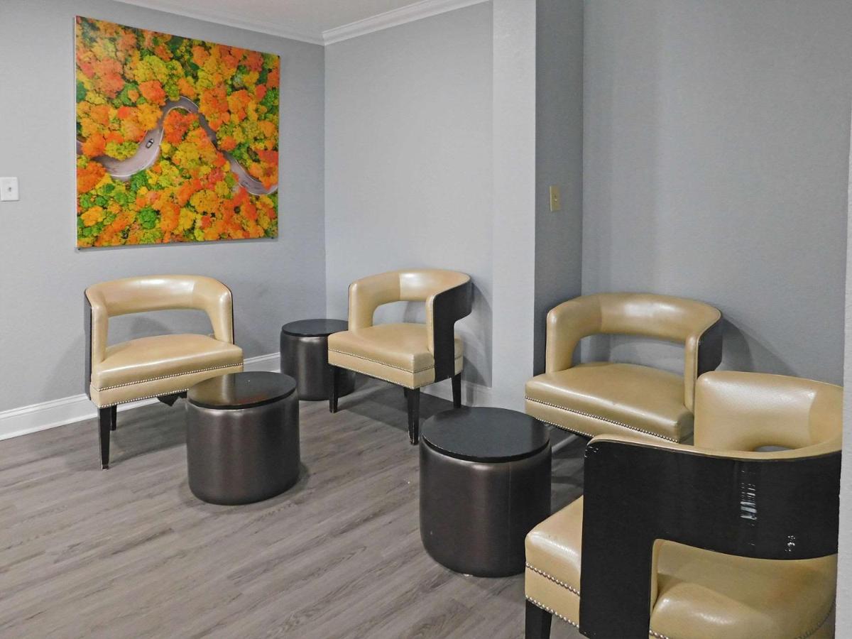 Quality Inn Colchester - Burlington - Housity