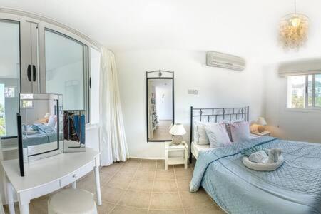 Joya Cyprus Seashore Garden Apartment - Housity
