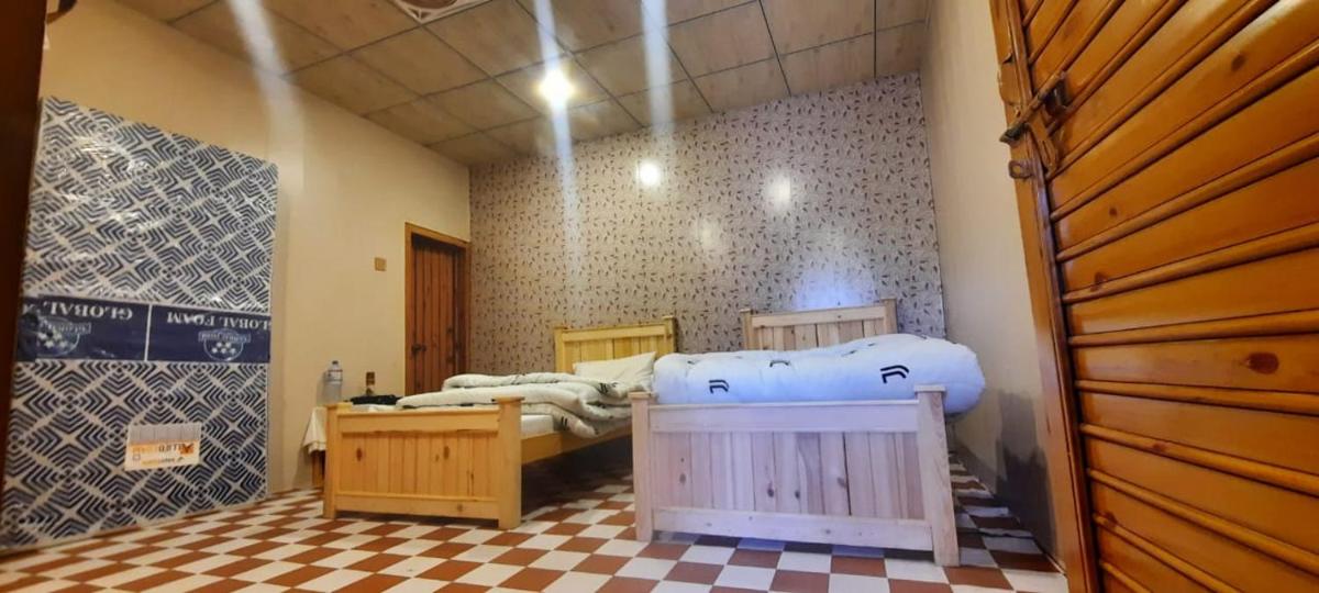 Lalazaar hotel and restaurant - Housity