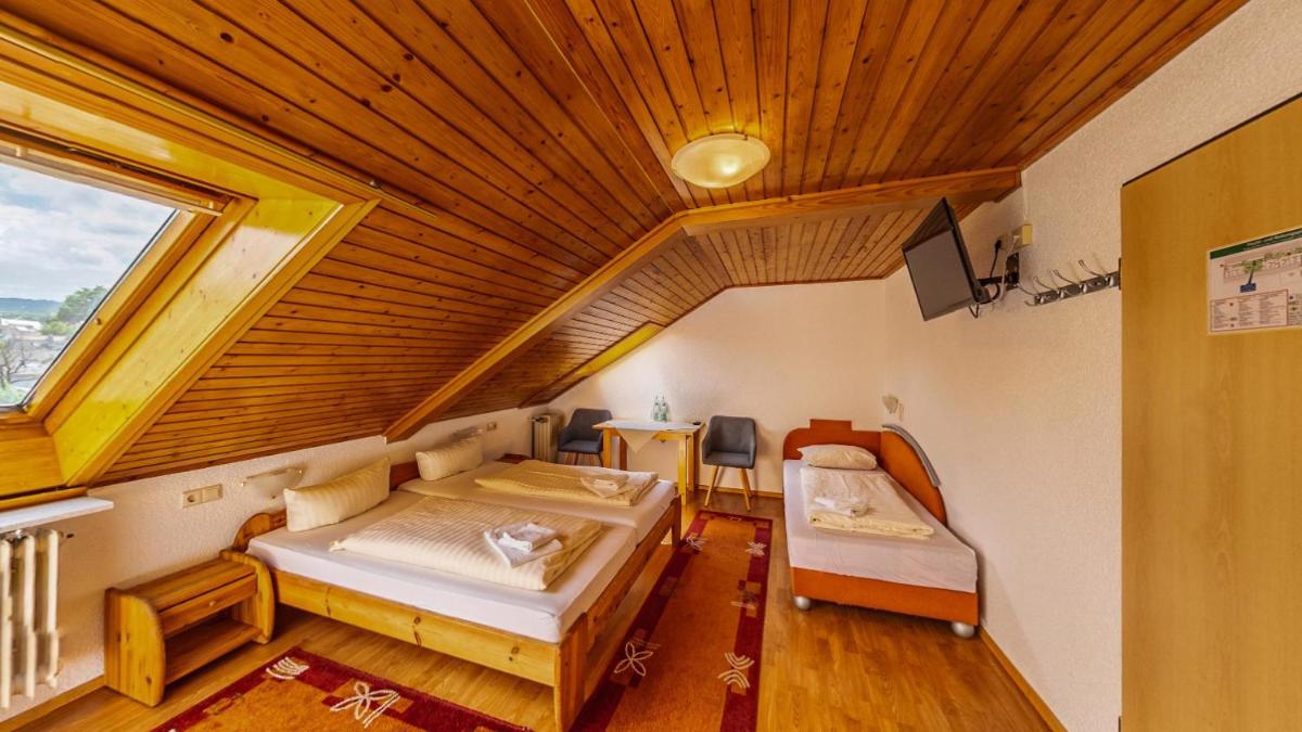 Hotel Vulkanstüble - Housity