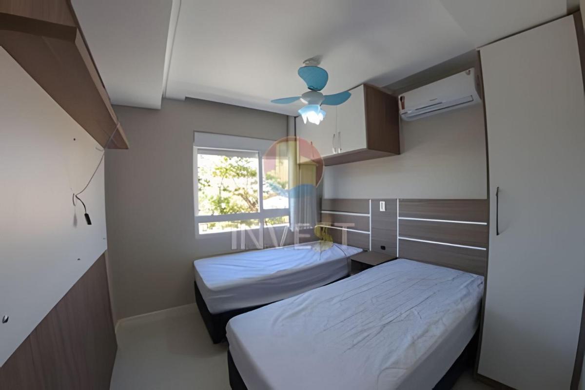 Apartamento beira mar na parte Central de Bombas - Housity