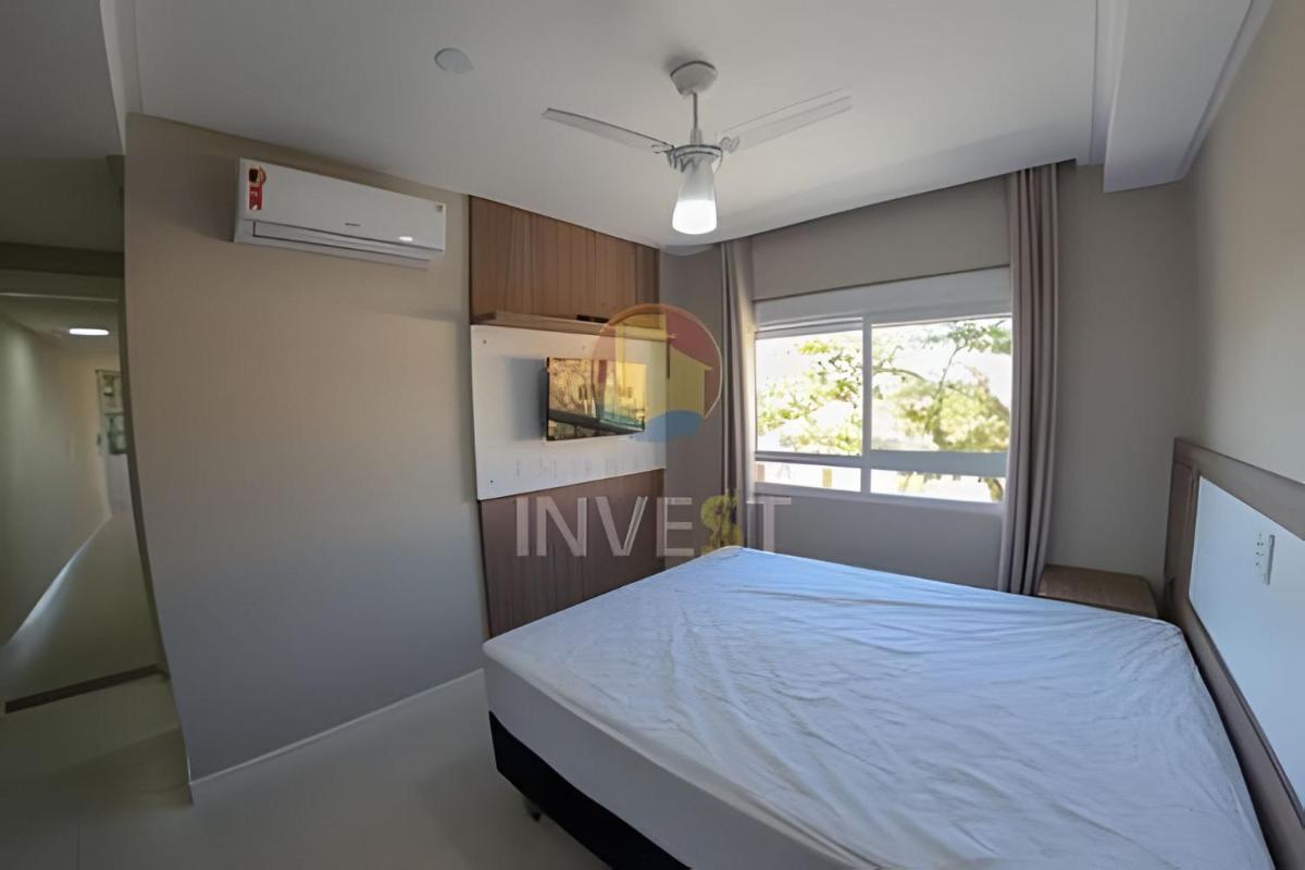 Apartamento beira mar na parte Central de Bombas - Housity