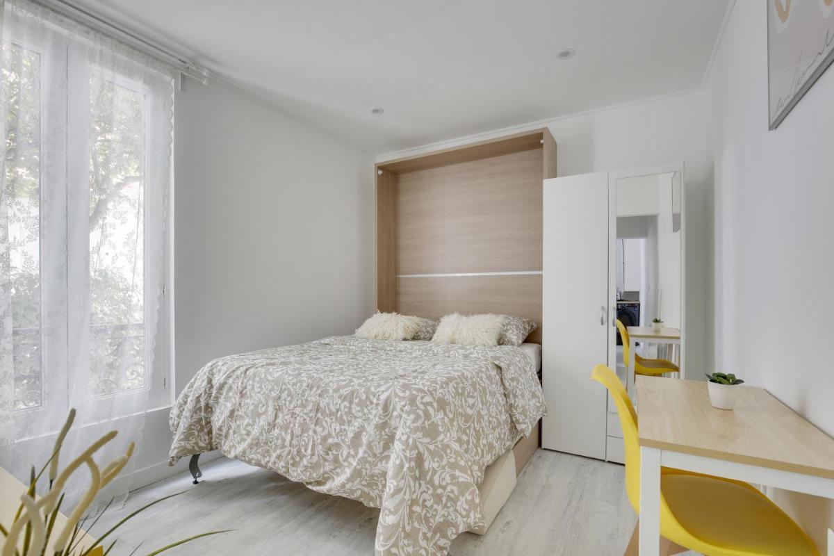 Chic studio near Paris - Housity