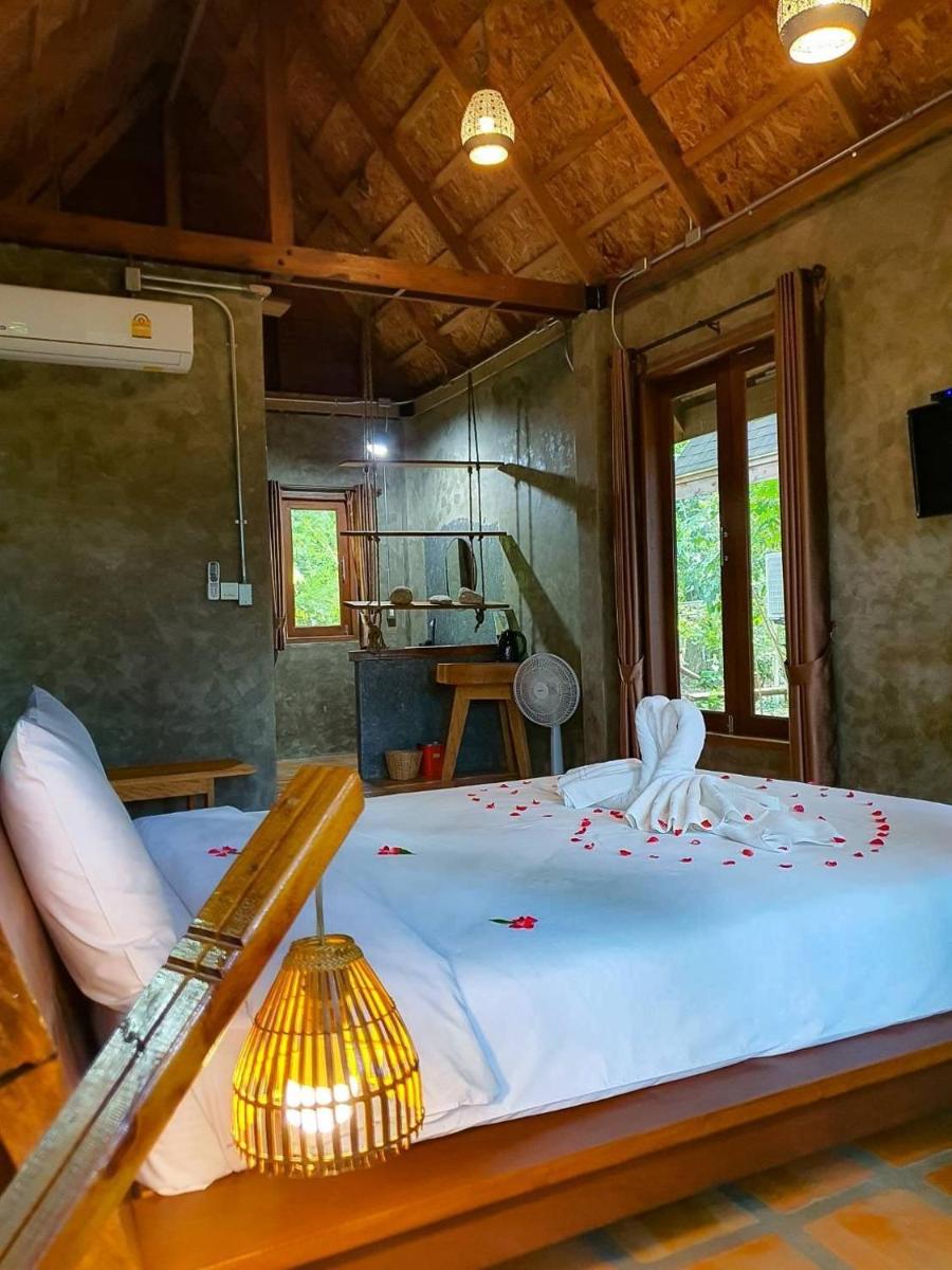 Kung Nok Tha Resort Nakhon Si Thammarat - Housity