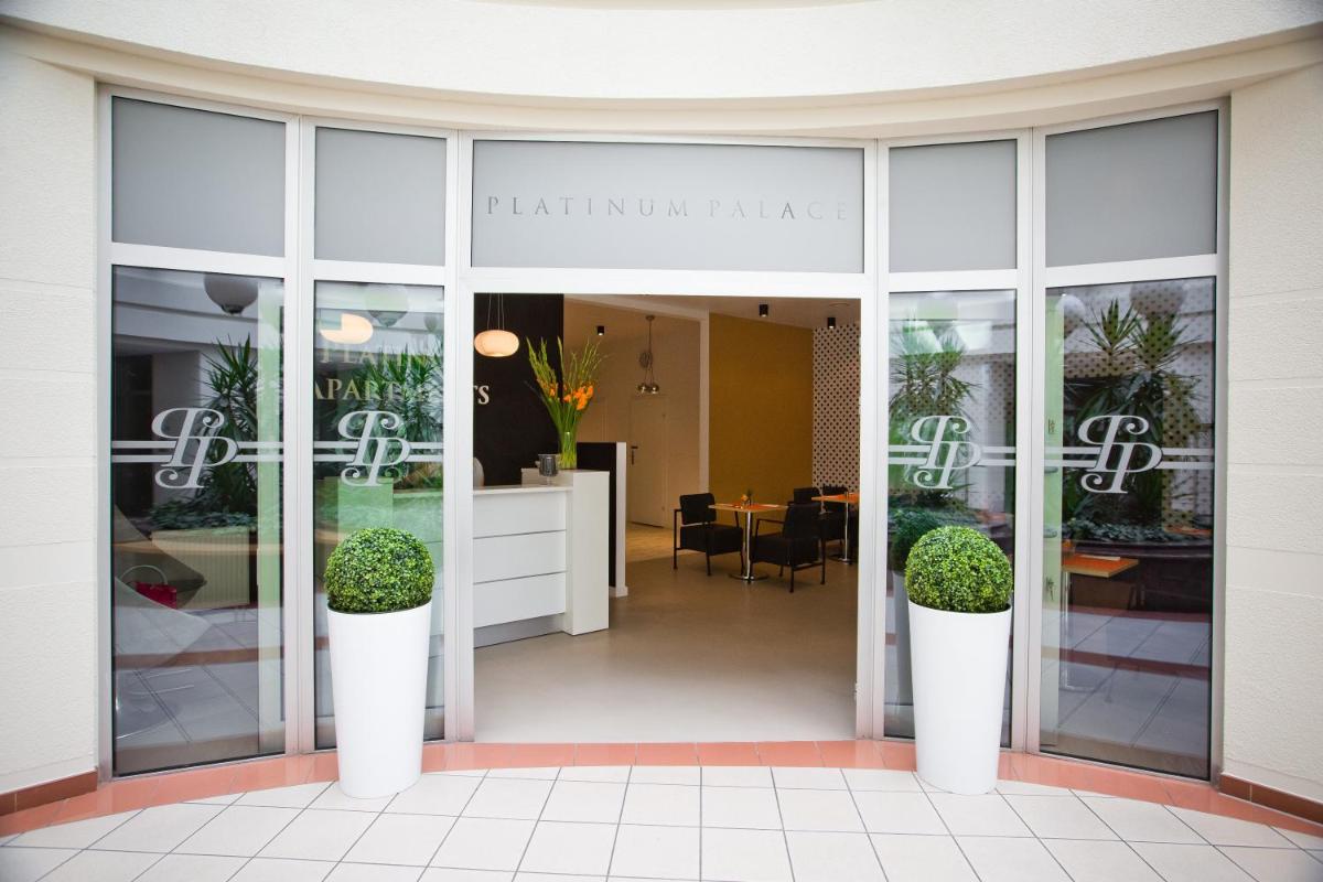Platinum Apartments Aparthotel - Housity