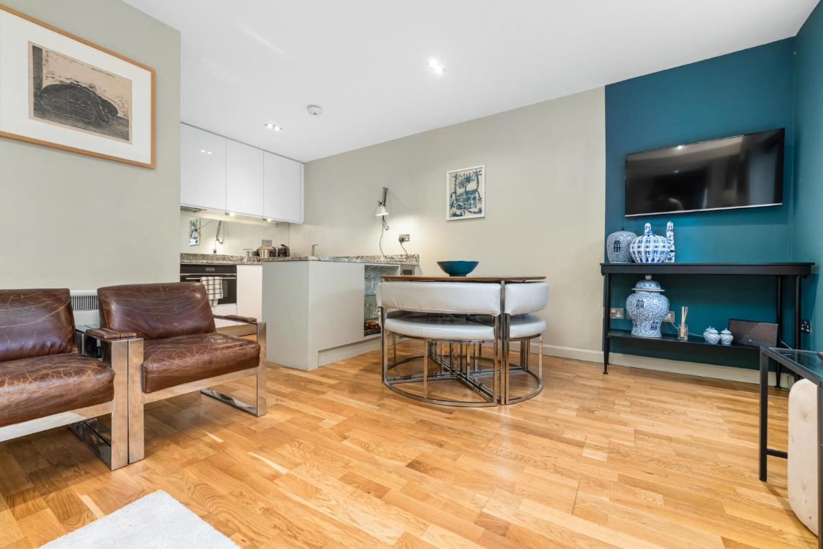 Sophia Gardens Apartment - Housity