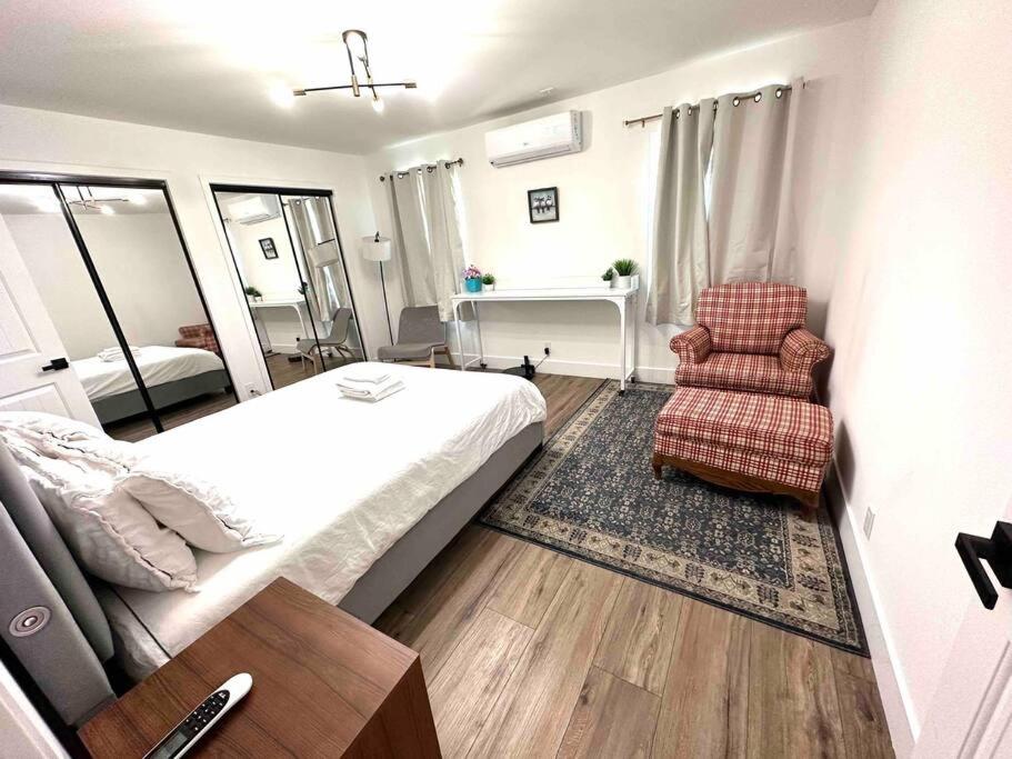 HB-New houses in North hollywood 3b/2b - Housity