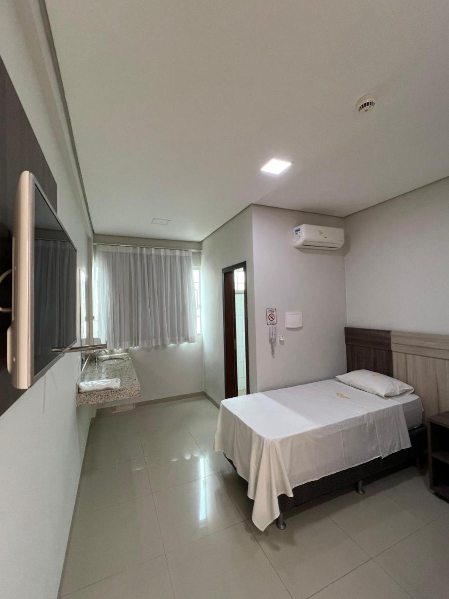 Hotel PetroShop - Housity