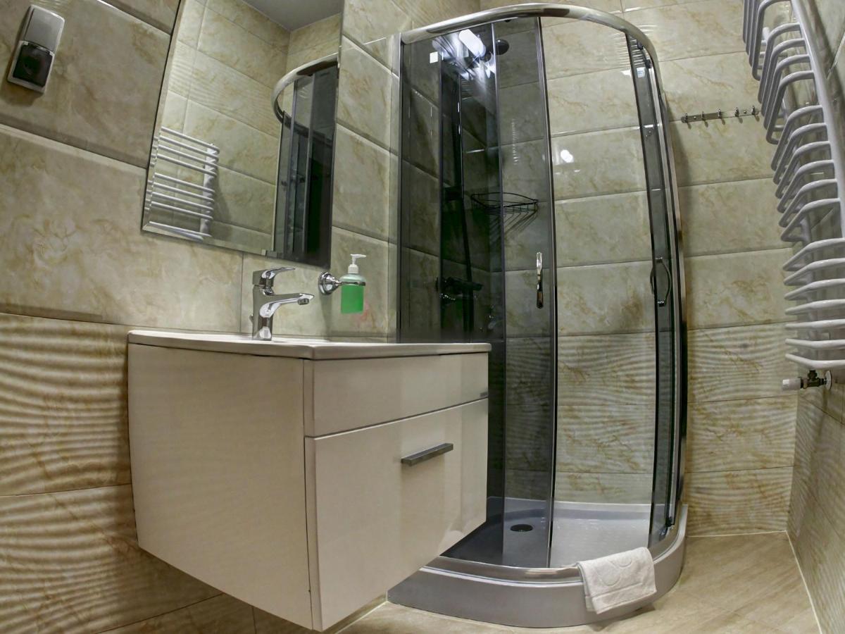 Hotel Serby - Housity