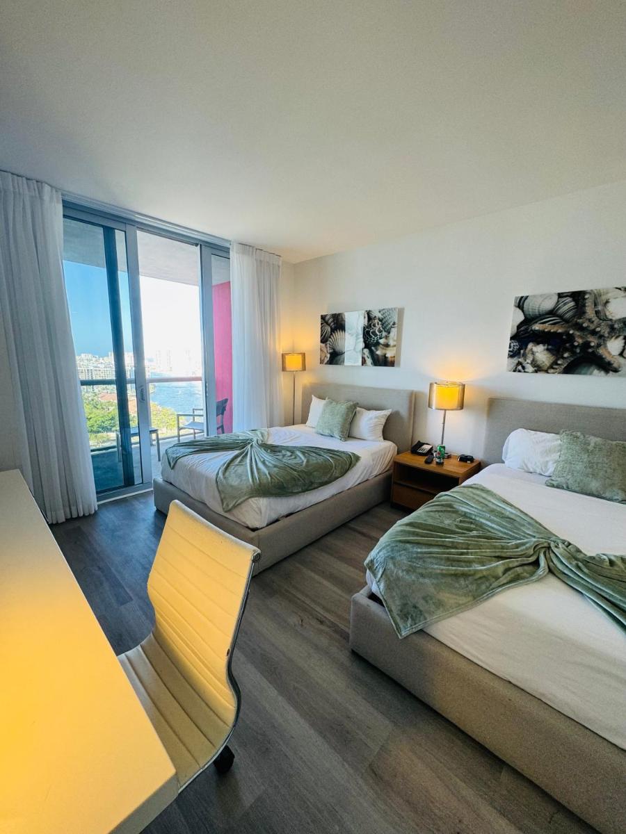 Suitetrails - Lovely 2Bed 1Bath Condo With Private Balcony 18th Floor