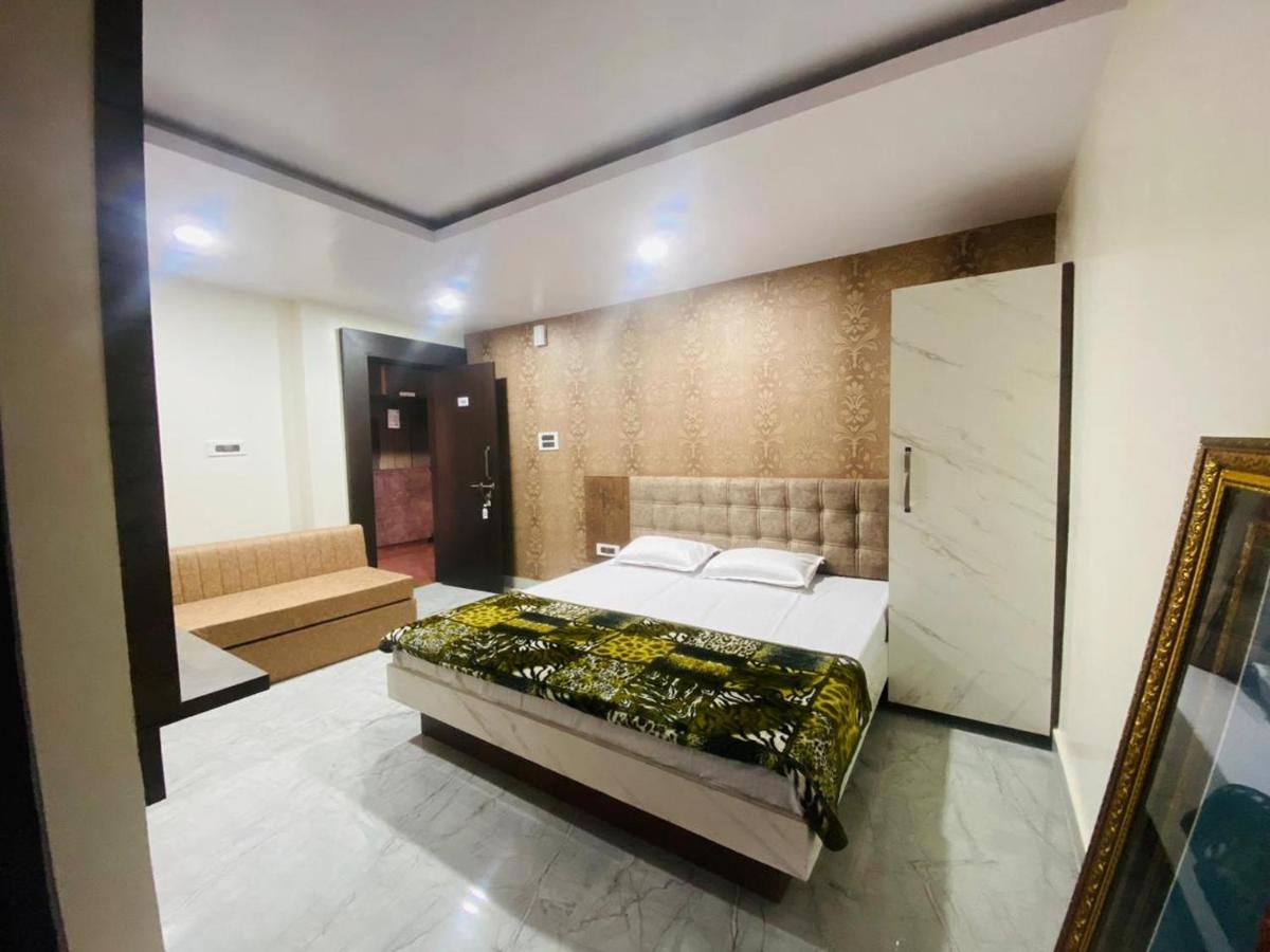 Hotel Jagananath Palace - Housity