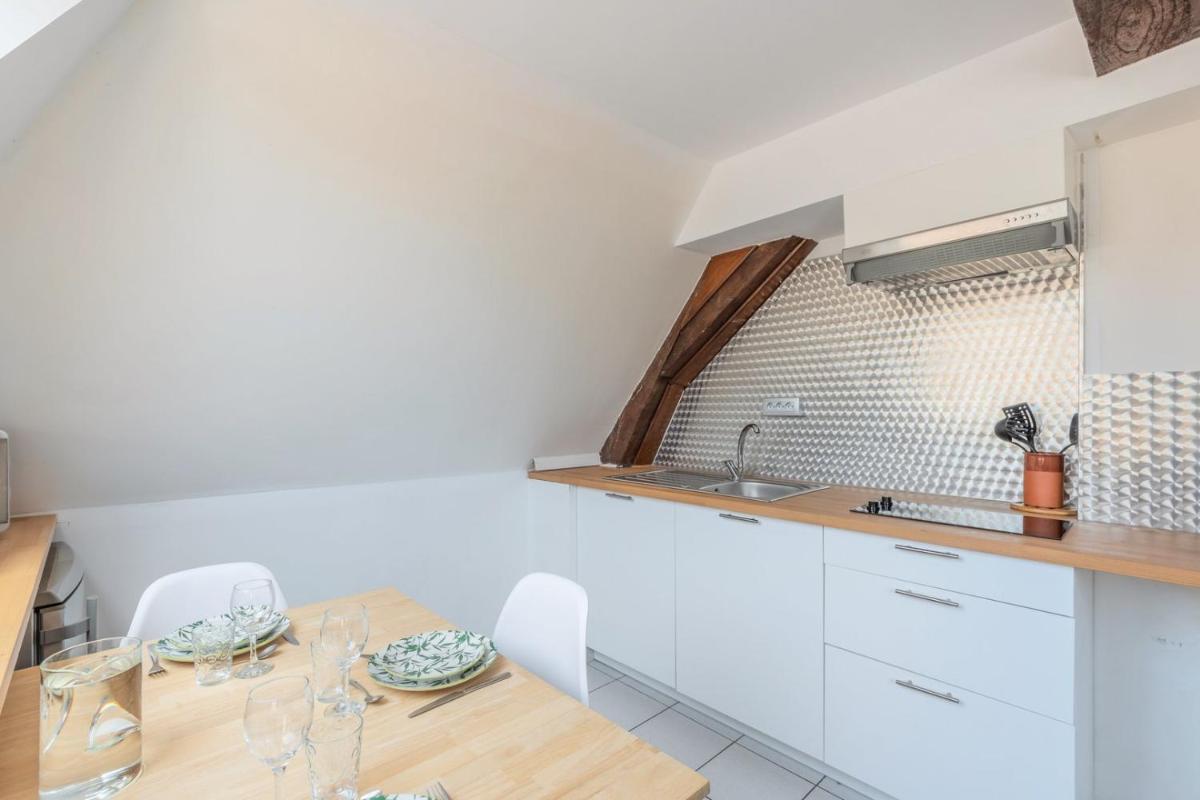 Duplex next to Grand Place - Housity