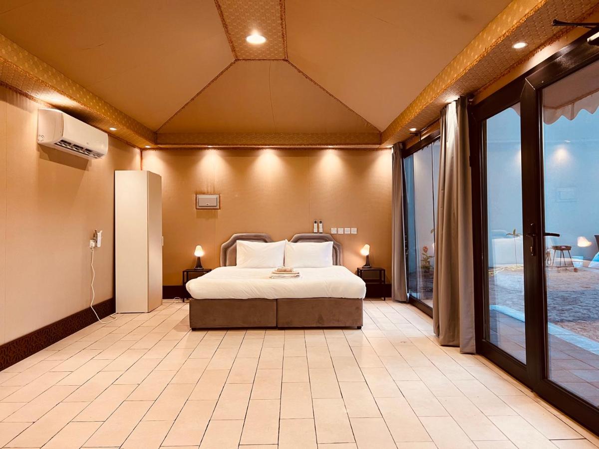 ONE Elegant Cottage near the Beach - Housity