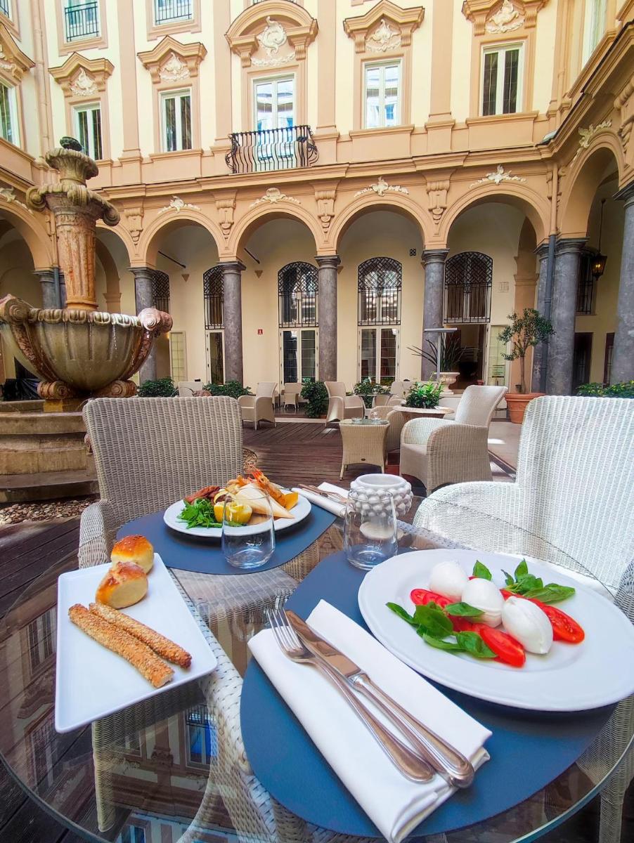 Grand Hotel Piazza Borsa - Housity