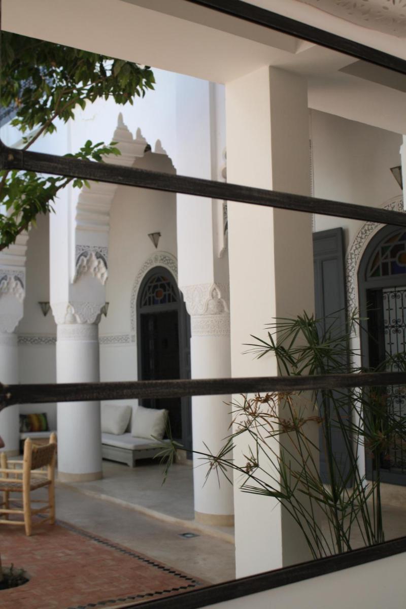 Riad Yamcha - Housity