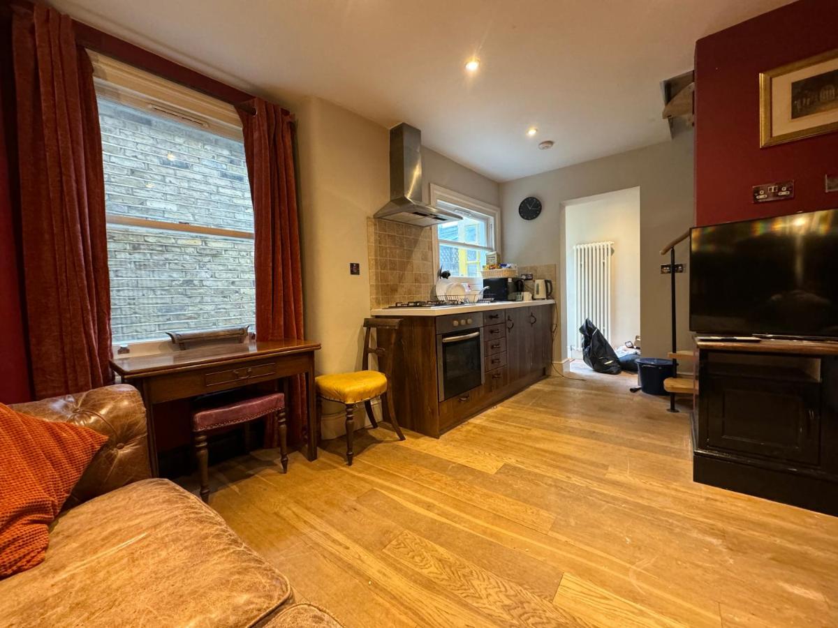 Absolute Clapham - Housity