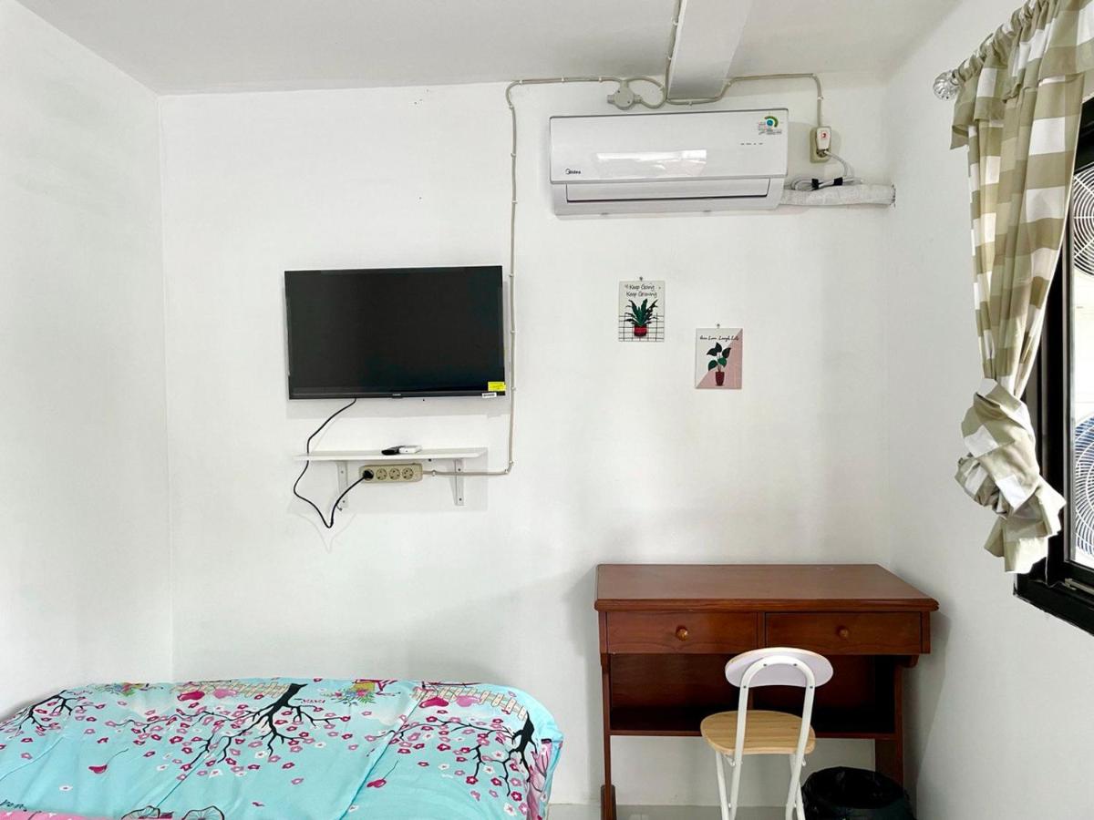 Dehome near Pakuwon Mall - Housity