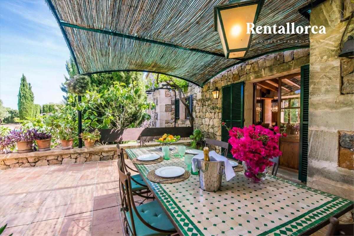 Finca Son Guillotet by Rentallorca - Housity