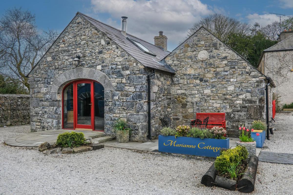 Marianne Cottage at Johnsfort - Housity