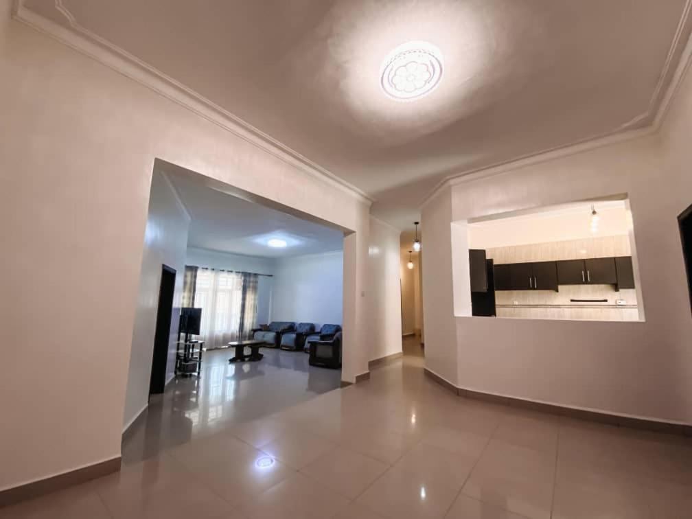 Z&C APARTMENT - Housity