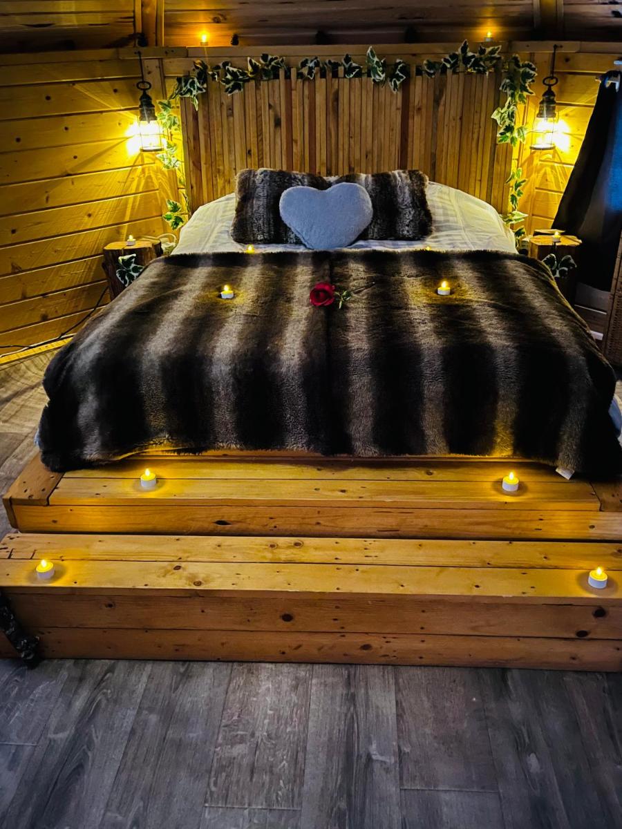 Lovers Nest - Housity
