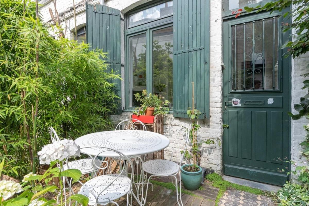 Old Lille - atypical house full of charm - Housity