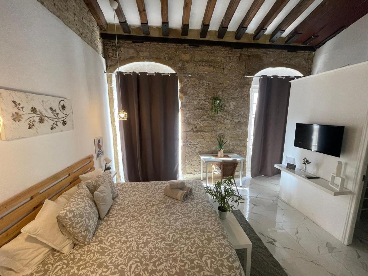 BF BOUTIQUE JEREZ - Housity