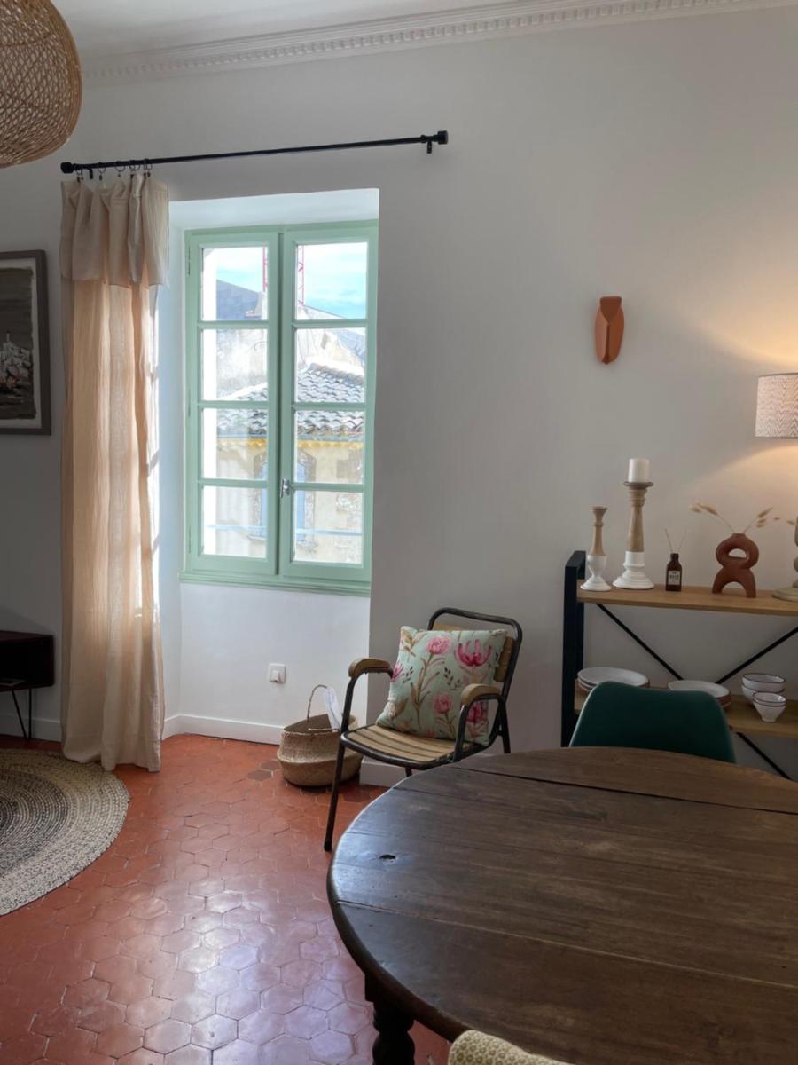 L'écrin de Mona au coeur de Lourmarin - Housity