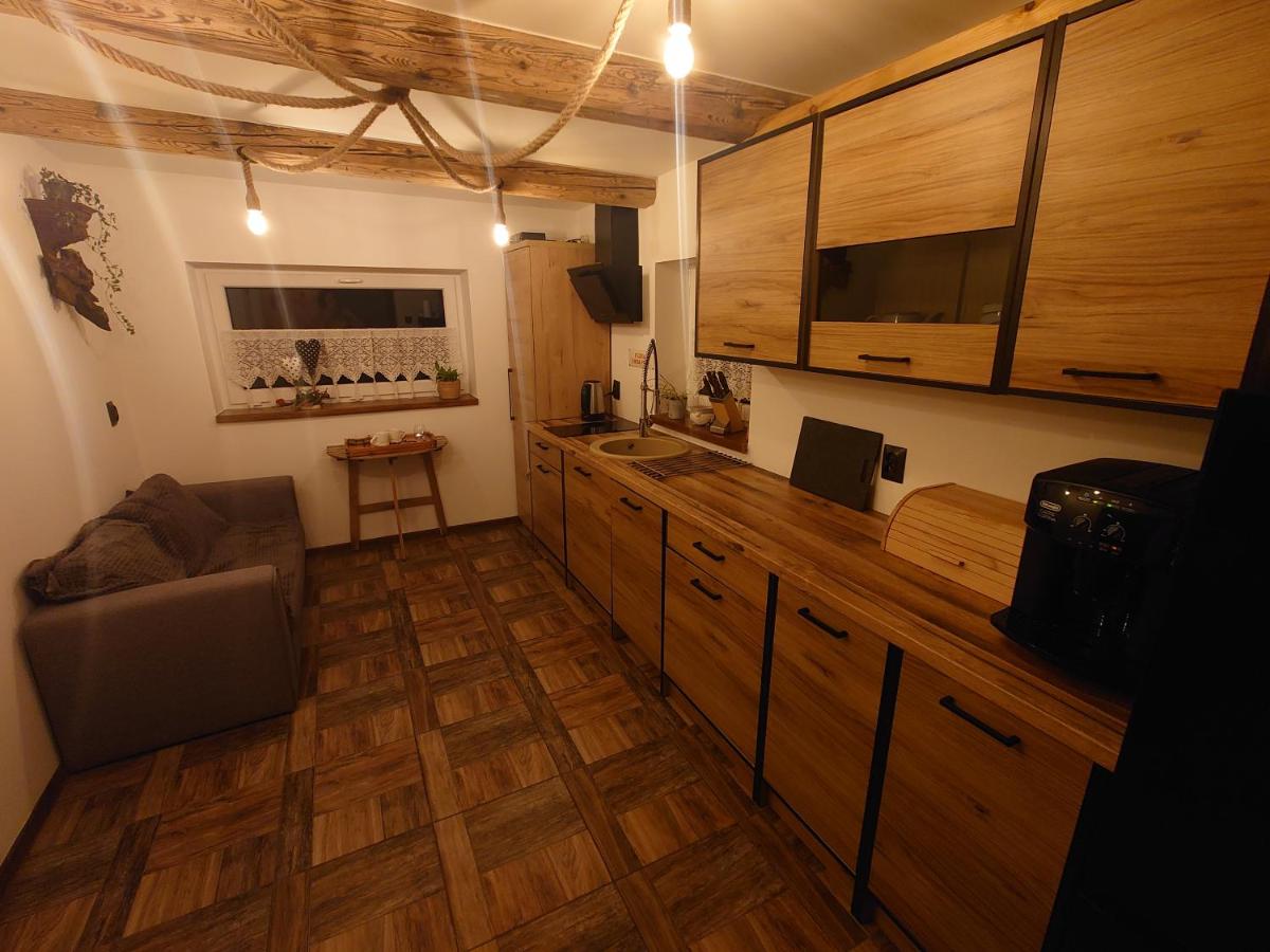 Domek Tuni - Housity