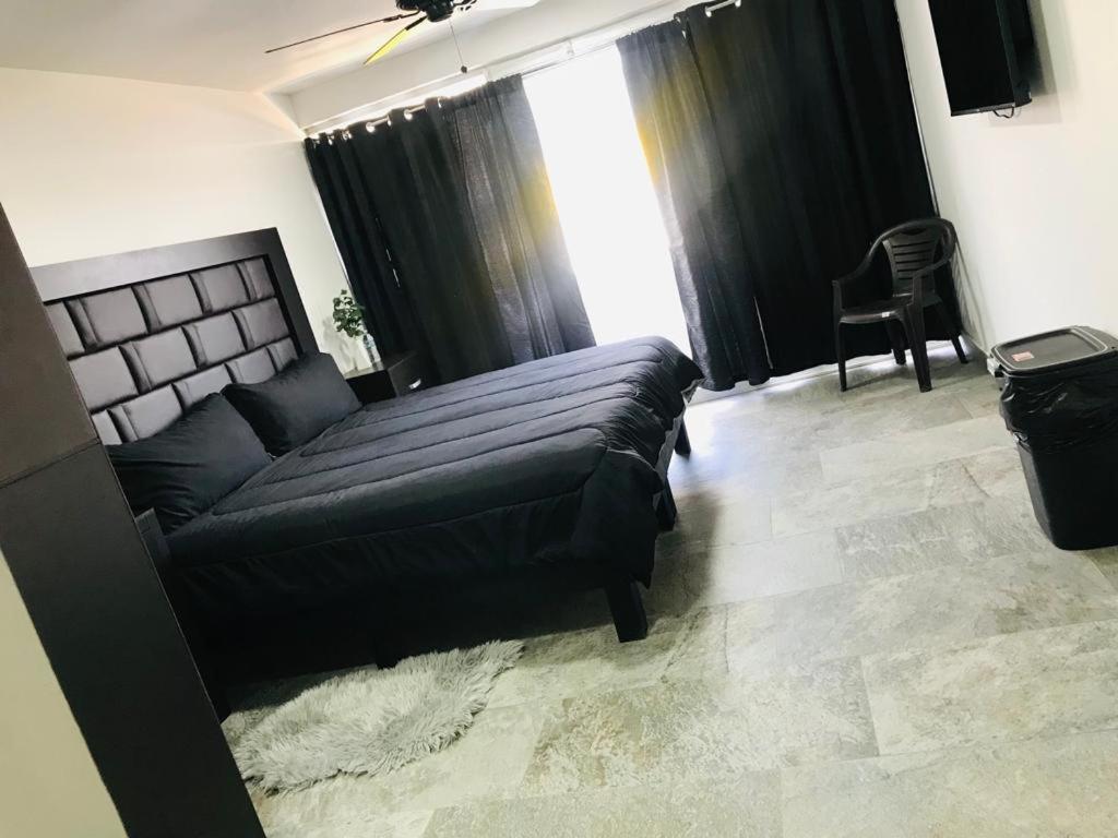 HOTEL and Suites Cananea - Housity