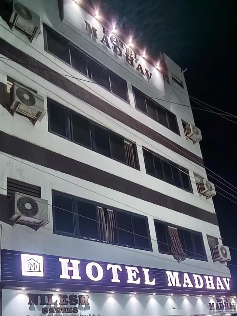 Hotel Madhav - Housity