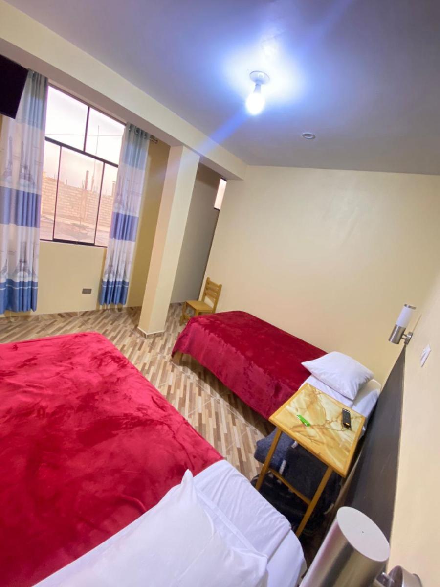 HOSTAL DELFIN - Housity