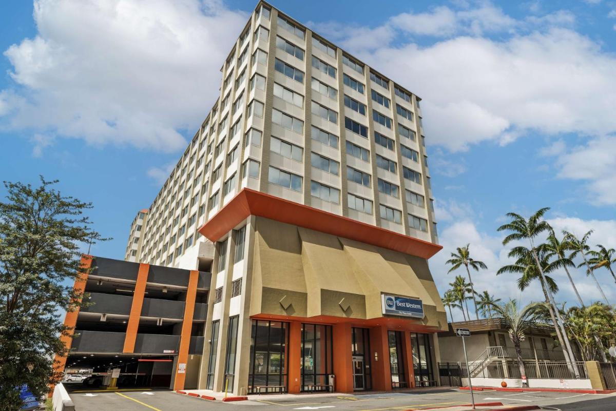 Best Western The Plaza Hotel Honolulu Airport - Free Breakfast - Hizvo