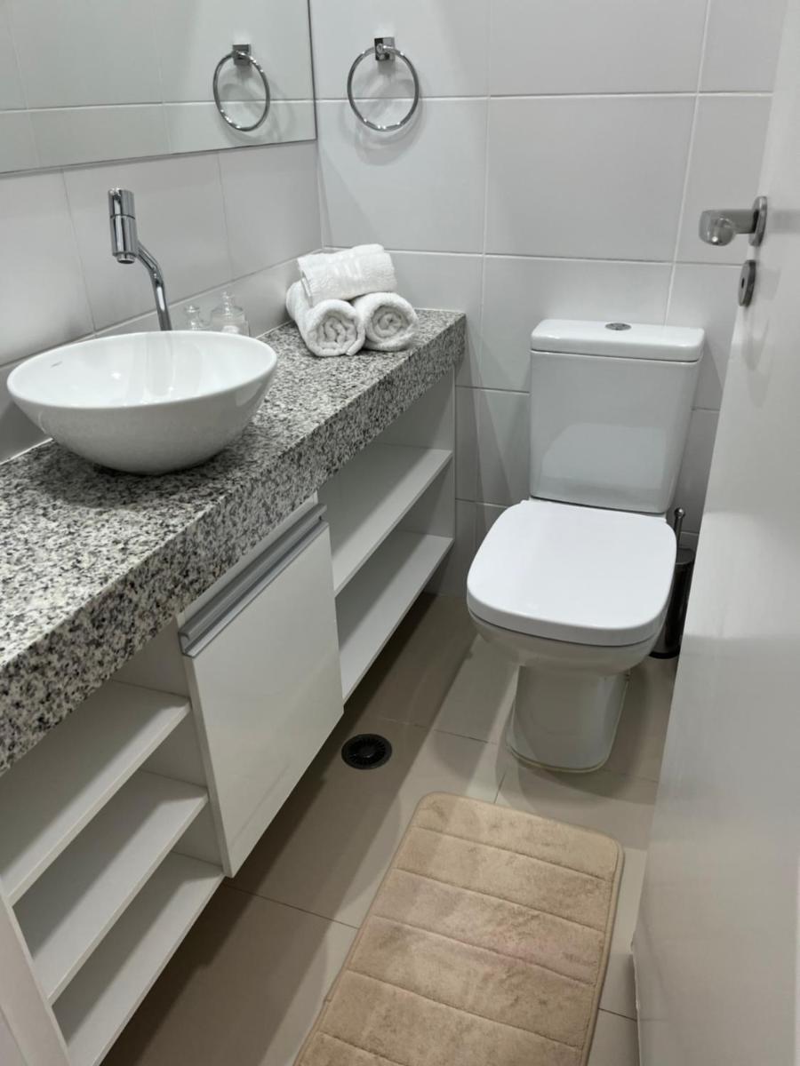 Flat 5 estrelas charmoso na Granja Viana - Housity