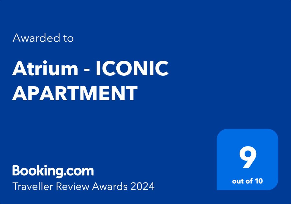 Atrium - ICONIC APARTMENT - Housity