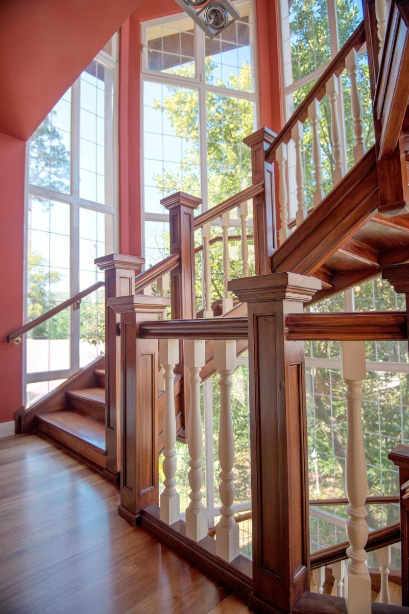 Hotel Harrison Etxea - Housity