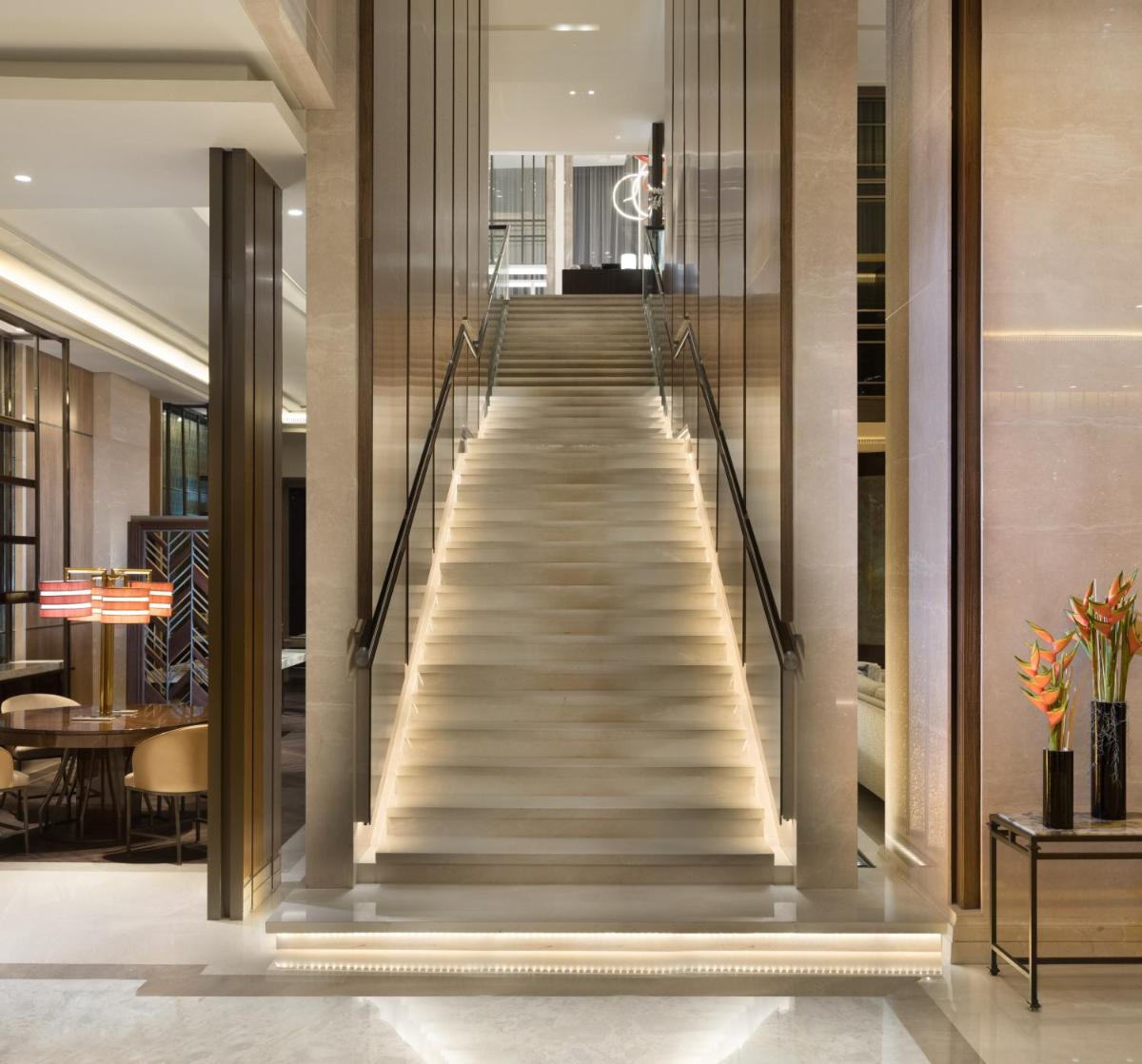 Sheraton Grand Jakarta Gandaria City Hotel - Housity