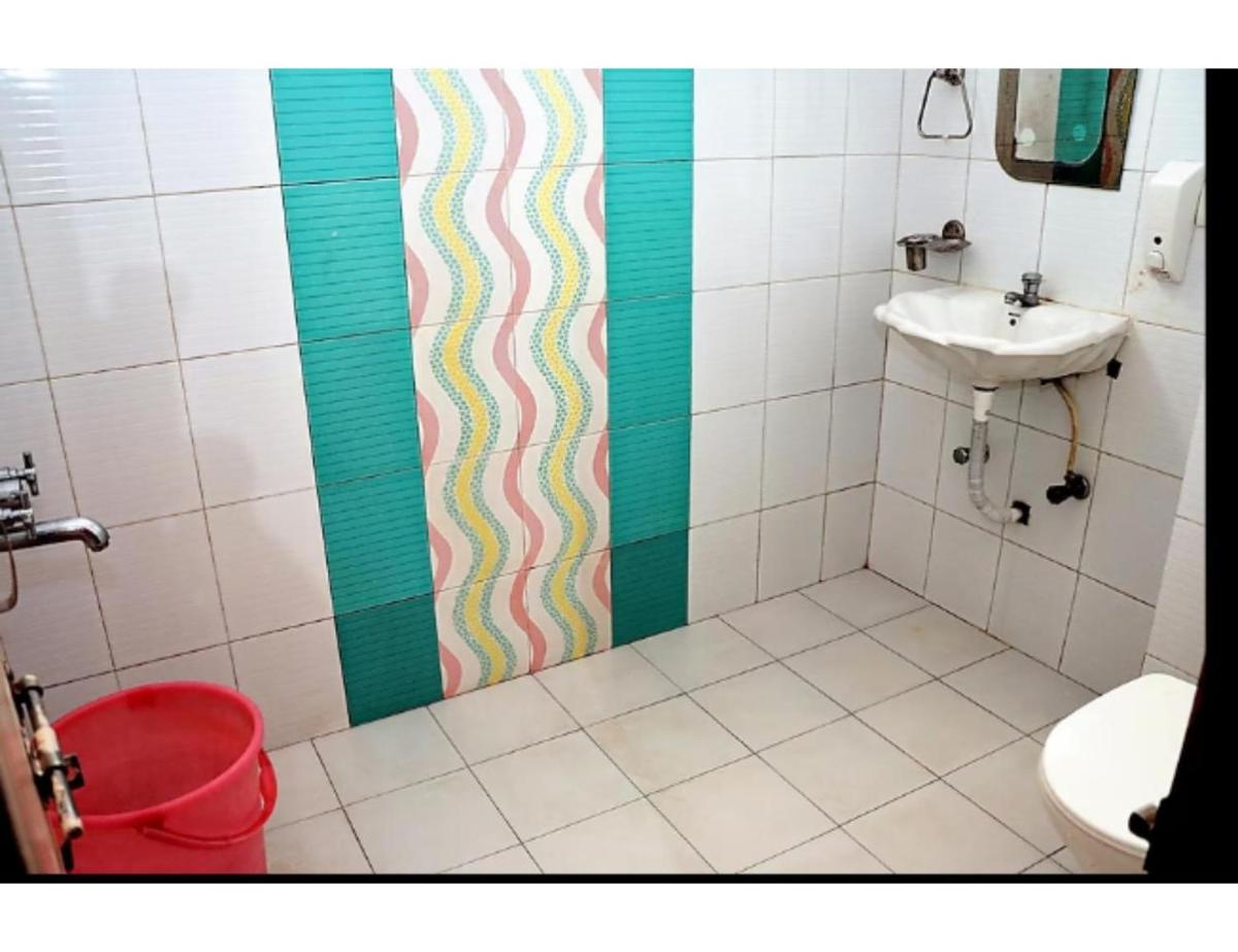 Hotel Angel, Pachmarhi - Housity