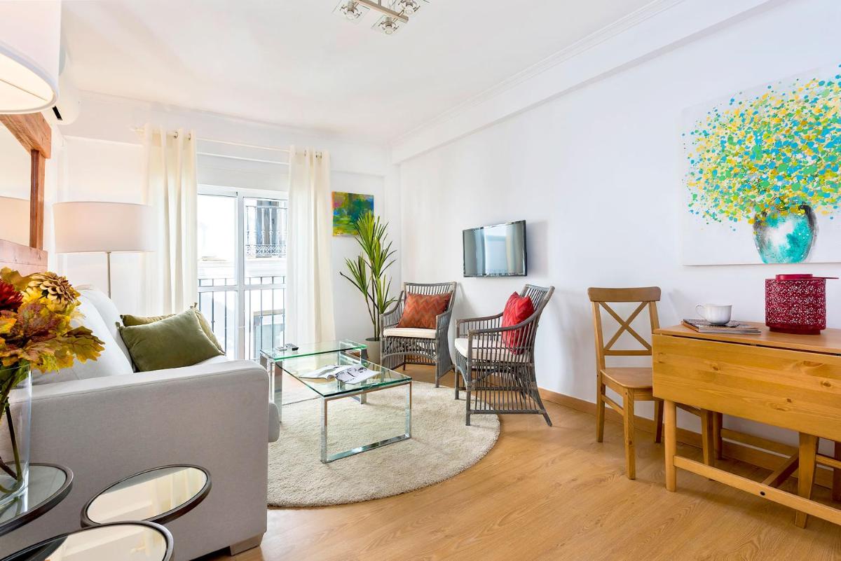 Genteel Home Giralda - Housity