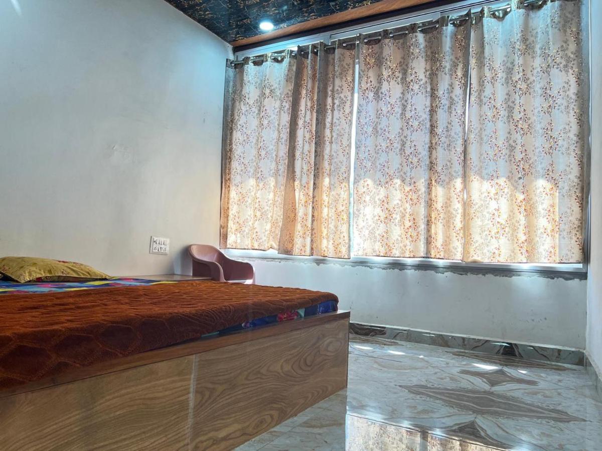 Hotel Balaji And Pure Veg Restaurant - Housity