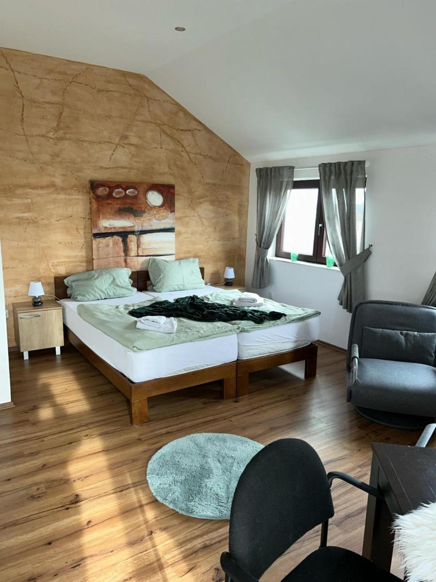 Pension Westerhuesen - Housity