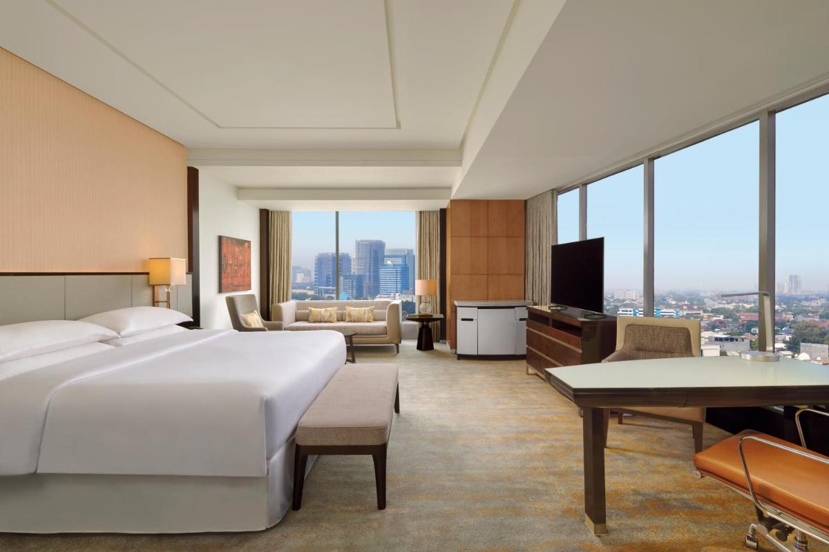 Sheraton Grand Jakarta Gandaria City Hotel - Housity