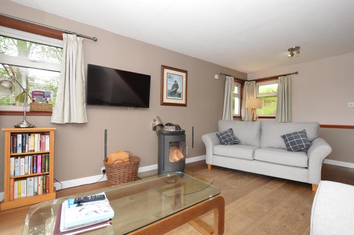 Larch Cottage - Housity