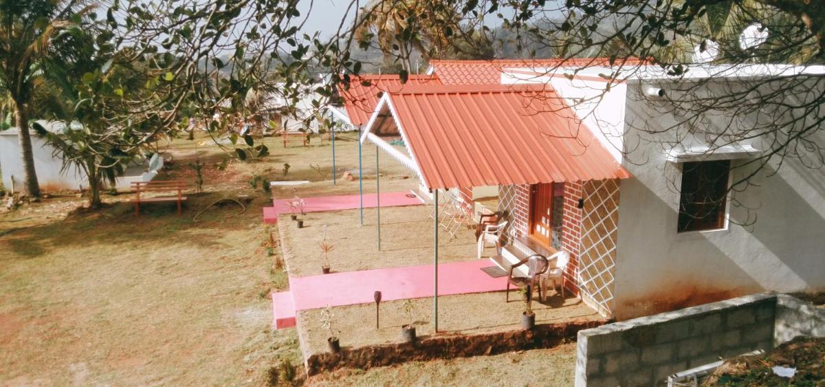 Misty mountain view resort - Housity