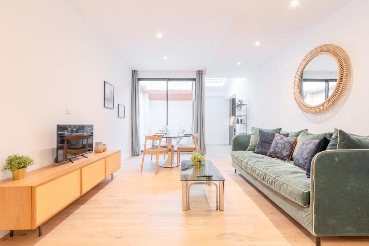 Fully equipped duplex with exterior and parking ! - Housity